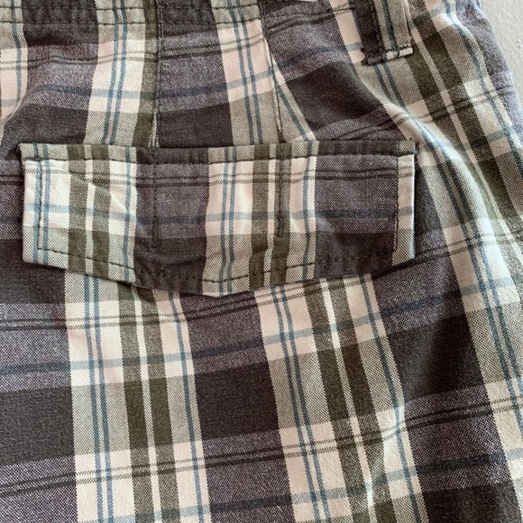 Eddie Bauer - Men Size 35 - Gray Green Blue White Plaid Casual Bermuda Shorts - Picture 6 of 7